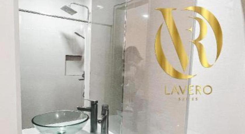 Lavero Suites Kalibo Exterior foto