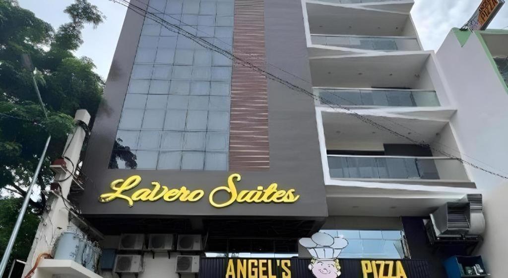 Lavero Suites Kalibo Exterior foto